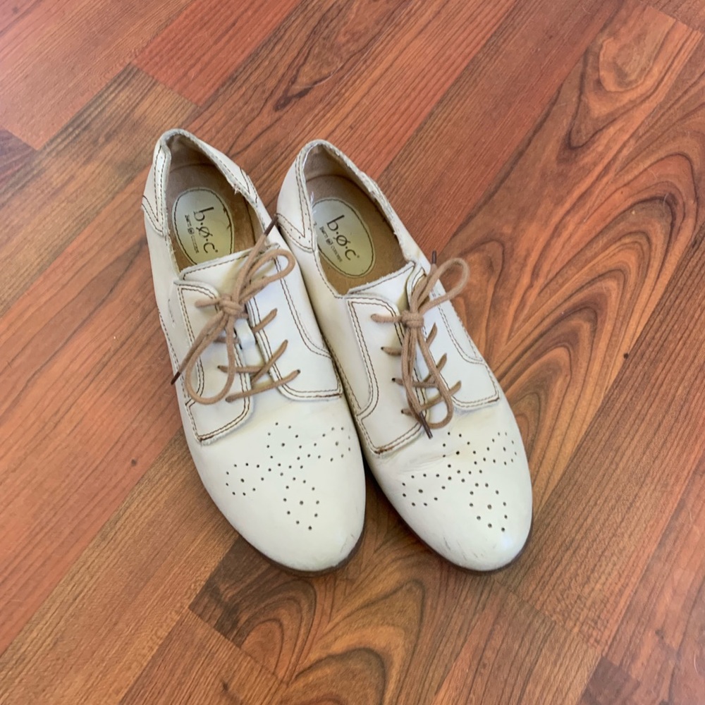 BØRN Women’s Shoes Size 8